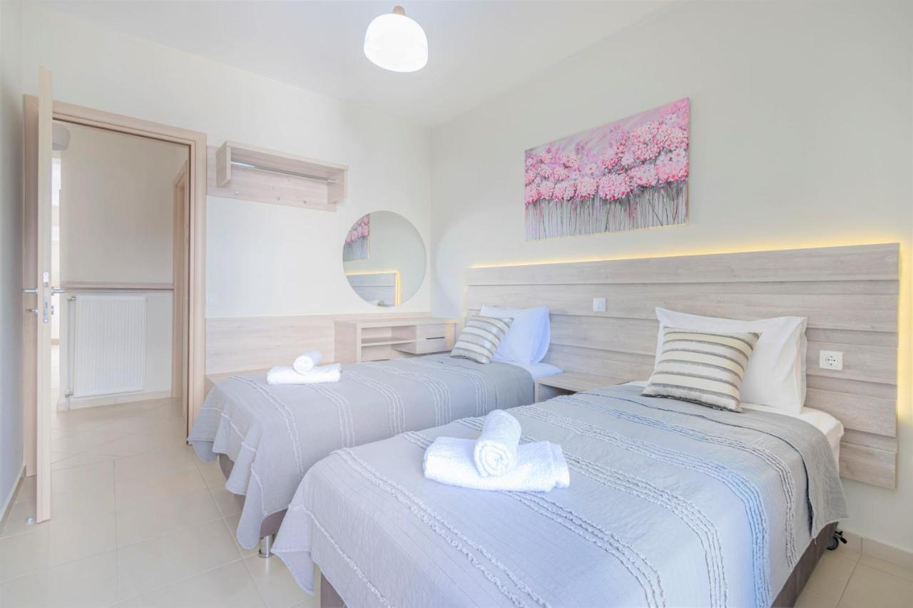 Neos Marmaras Family Suite Buitenkant foto
